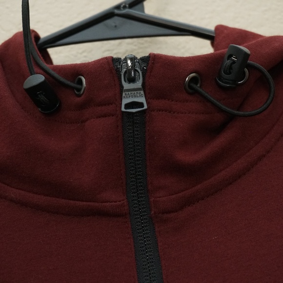 Banana Republic Maroon Hoodie Mens M Half Zip NWOT - Picture 6 of 8